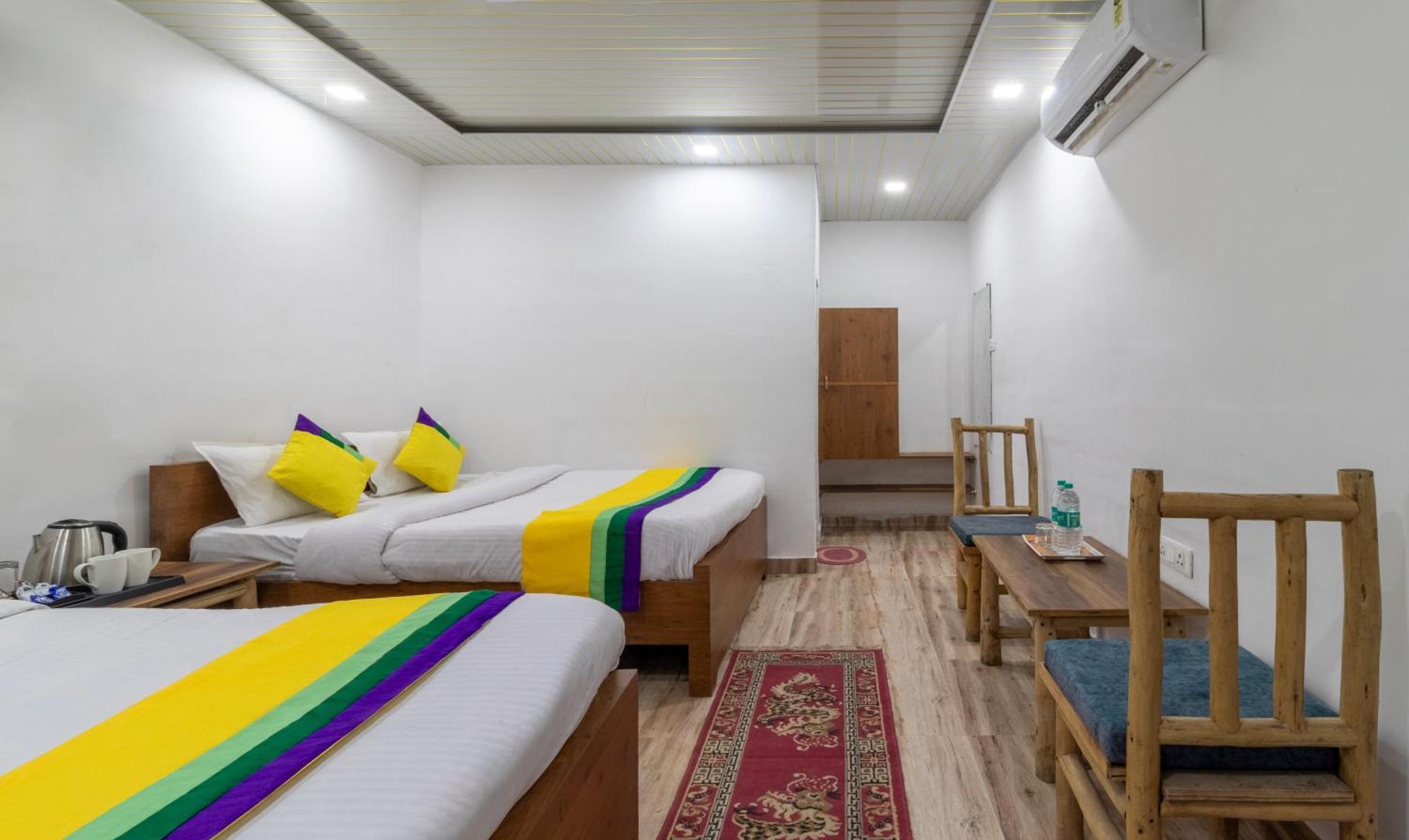 Itsy Hotels Paddler Zone With Bungee Jumping Shivpurī Exterior foto